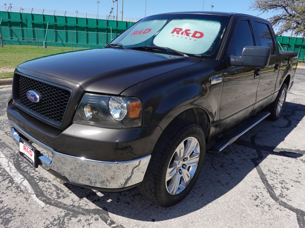 Ford F-150 Vehicle Full-screen Gallery Image 03