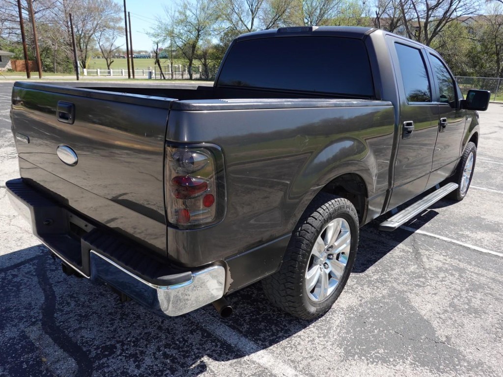 Ford F-150 Vehicle Full-screen Gallery Image 08