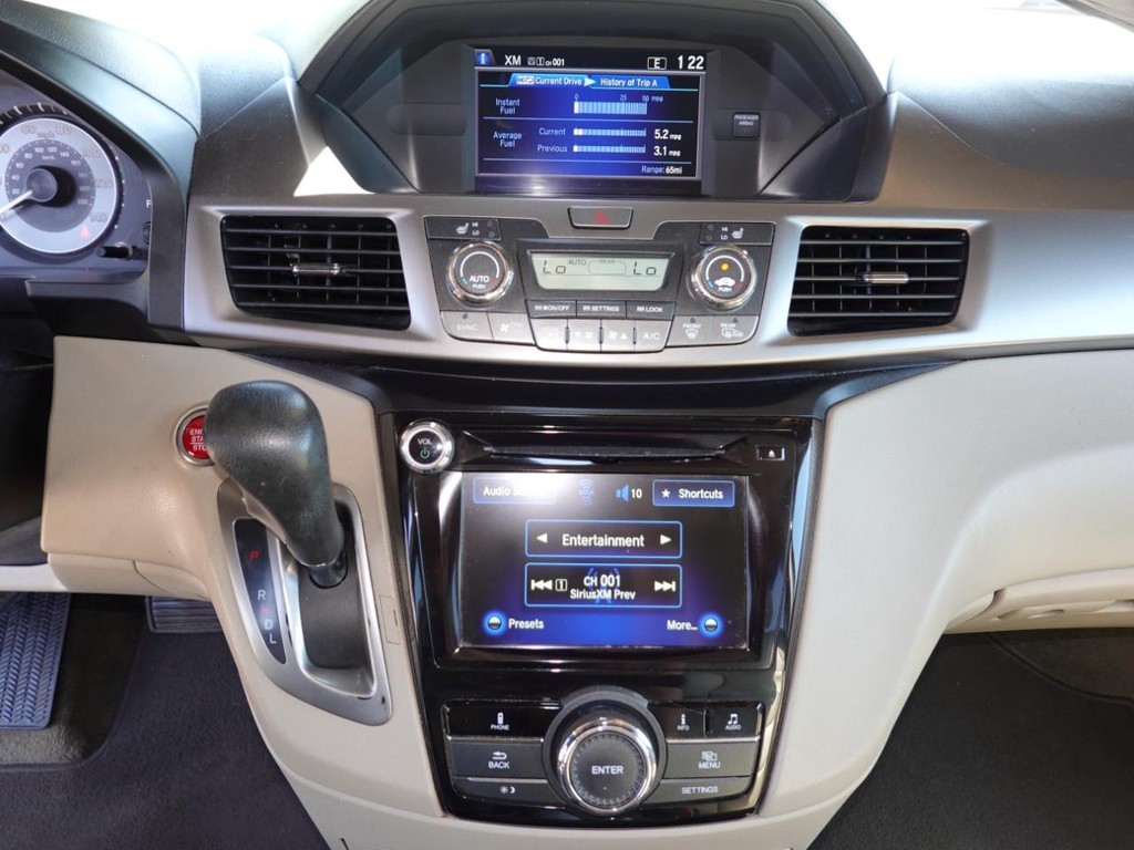 Honda Odyssey Vehicle Full-screen Gallery Image 14