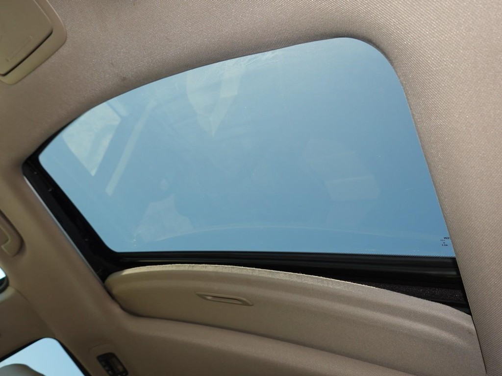 Honda Odyssey Vehicle Full-screen Gallery Image 18