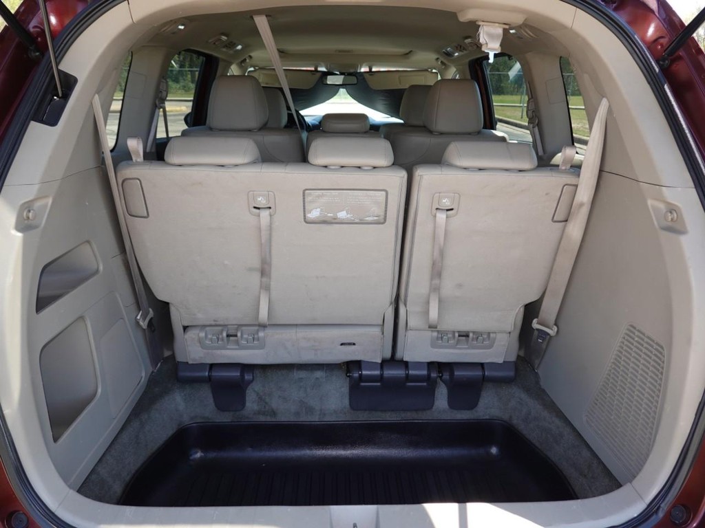 Honda Odyssey Vehicle Full-screen Gallery Image 27