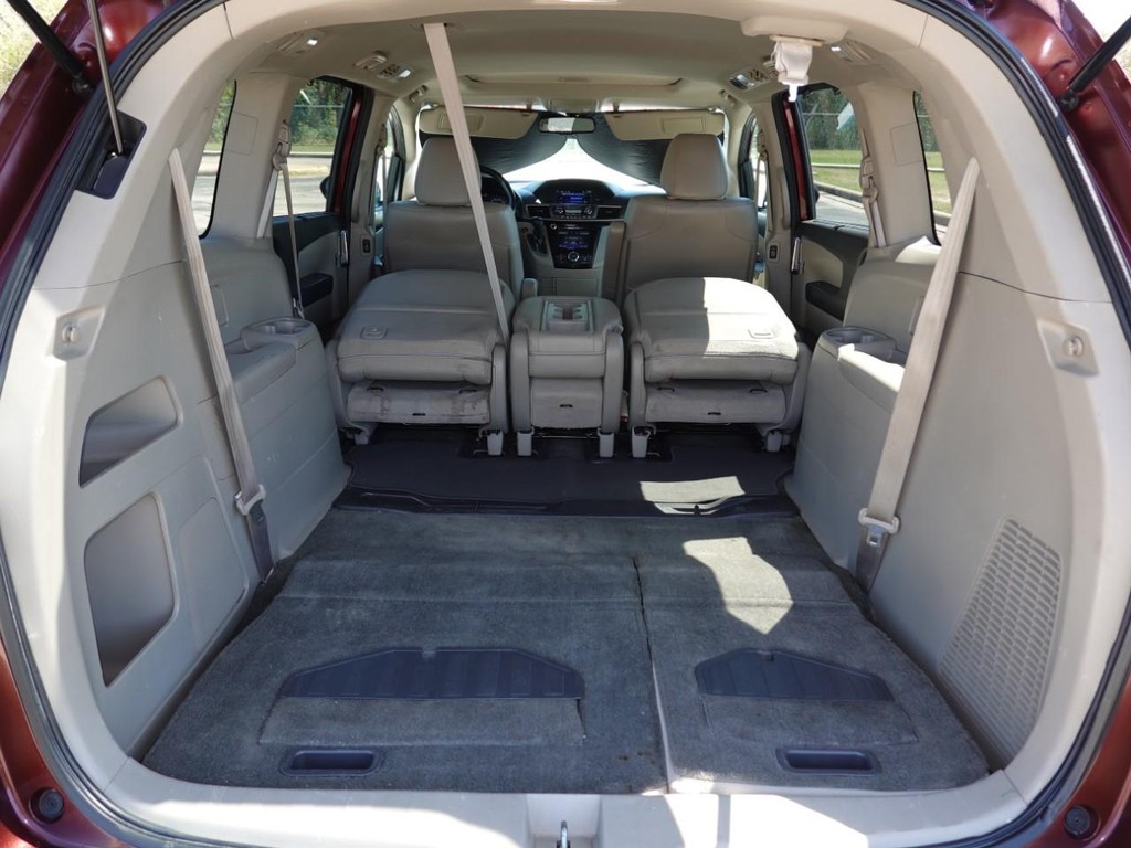 Honda Odyssey Vehicle Full-screen Gallery Image 28