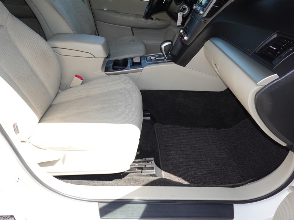 Subaru Outback Vehicle Full-screen Gallery Image 20