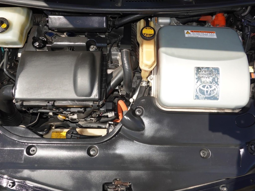 Toyota Prius Vehicle Full-screen Gallery Image 27