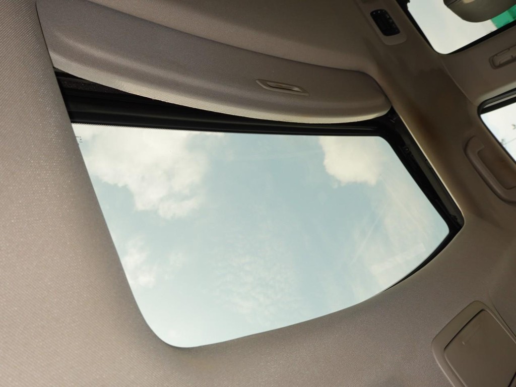 Honda Odyssey Vehicle Full-screen Gallery Image 18