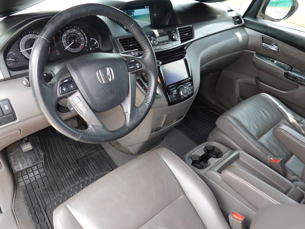 Honda Odyssey Vehicle Full-screen Gallery Image 19