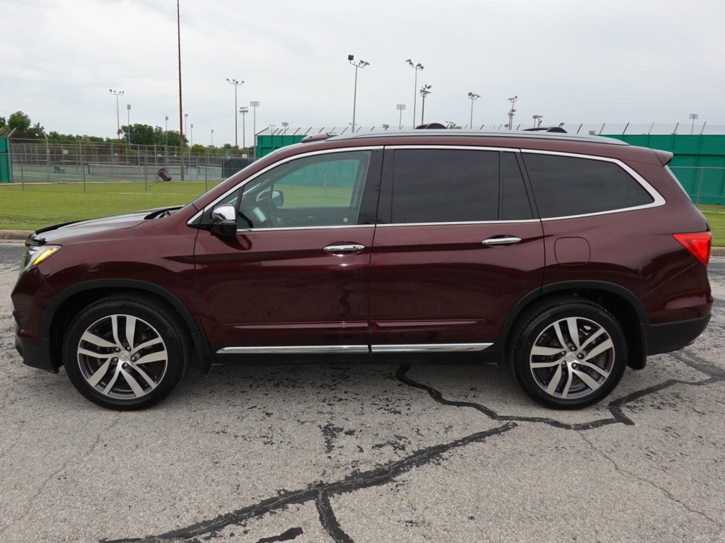 Honda Pilot Vehicle Full-screen Gallery Image 04