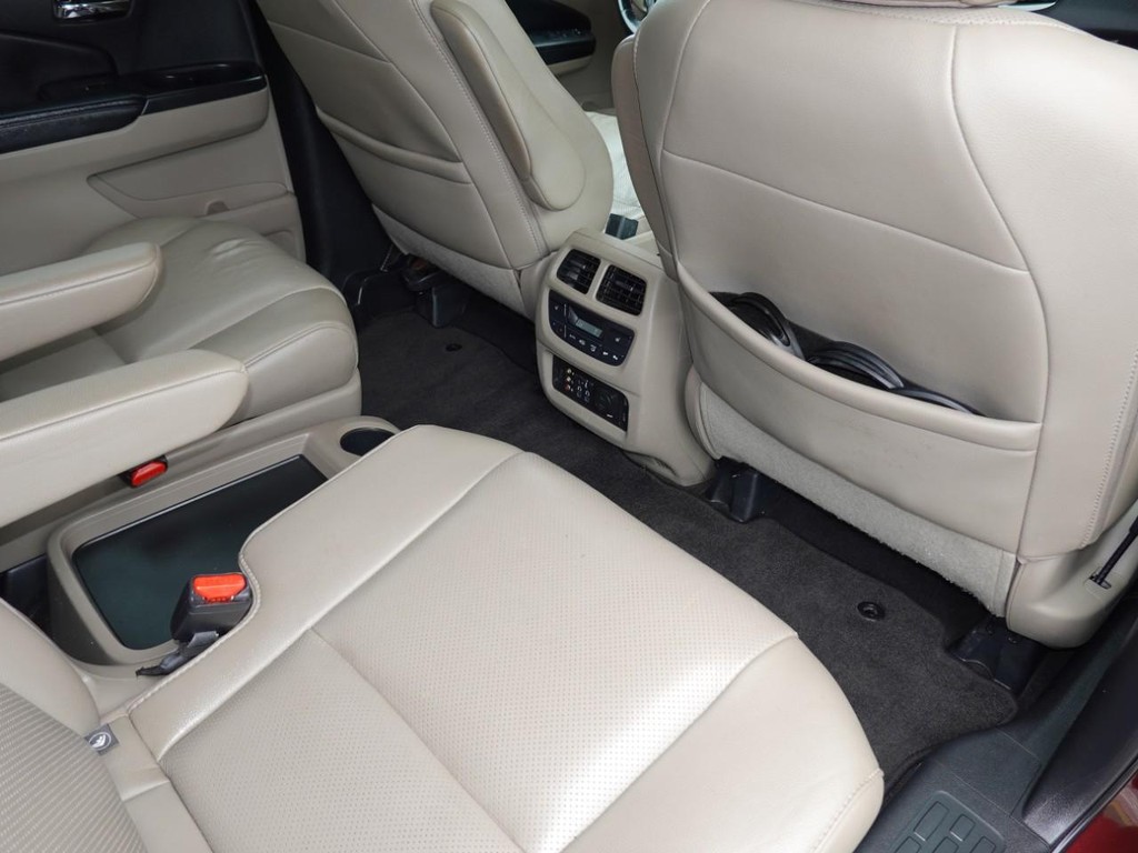 Honda Pilot Vehicle Full-screen Gallery Image 26