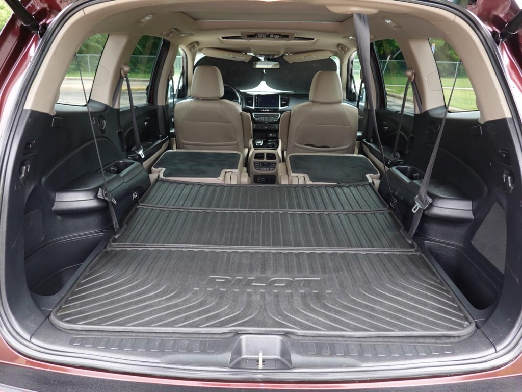 Honda Pilot Vehicle Full-screen Gallery Image 29