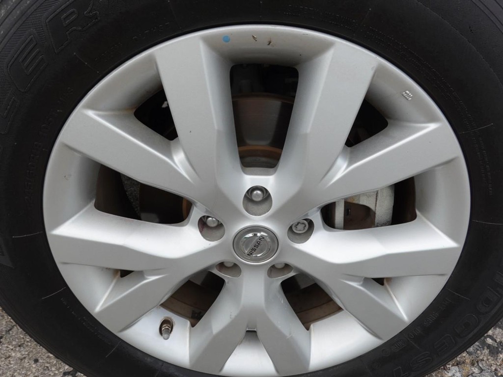 Nissan Murano Vehicle Full-screen Gallery Image 09