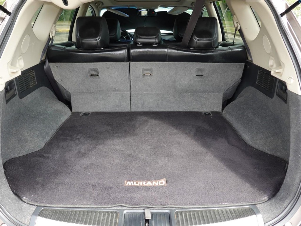 Nissan Murano Vehicle Full-screen Gallery Image 27