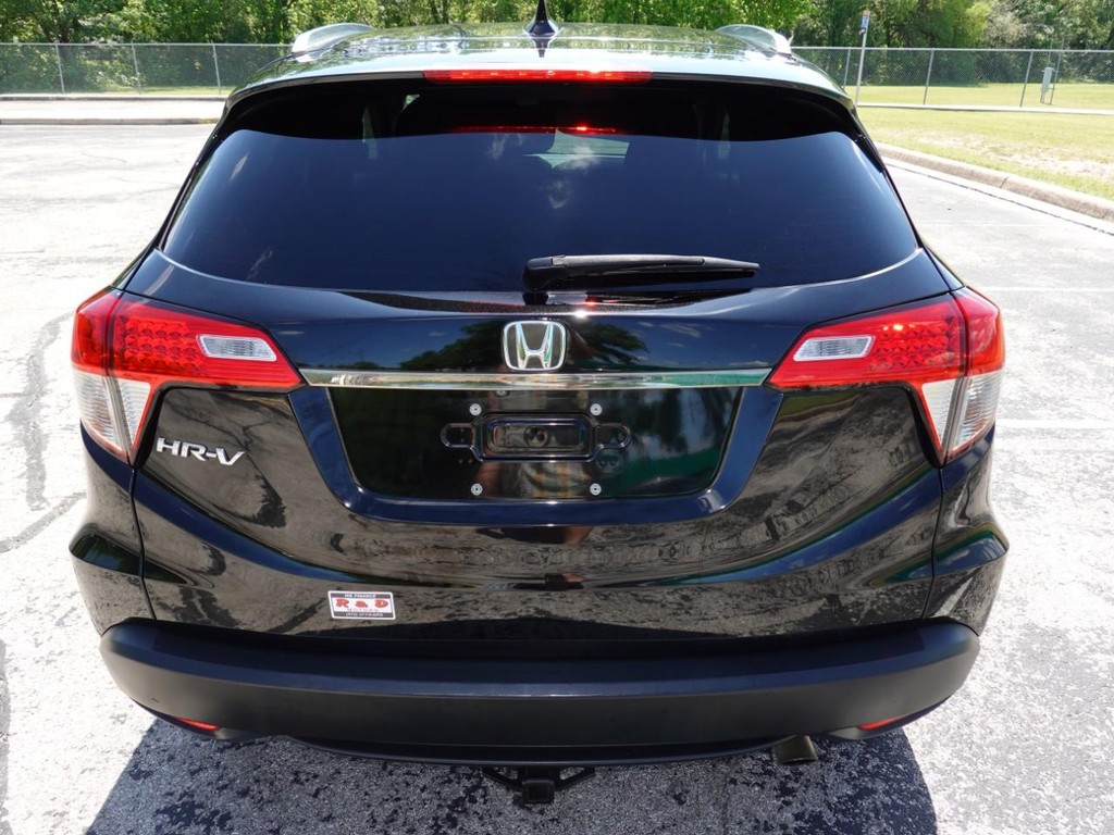 Honda HR-V Vehicle Full-screen Gallery Image 06