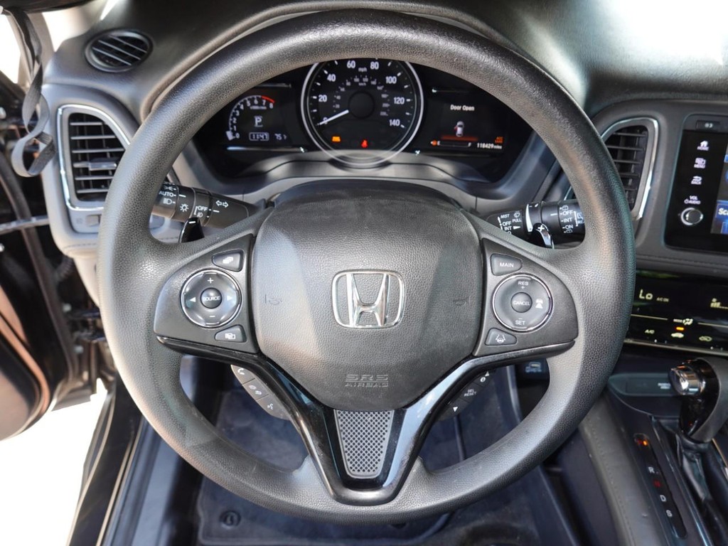 Honda HR-V Vehicle Full-screen Gallery Image 13