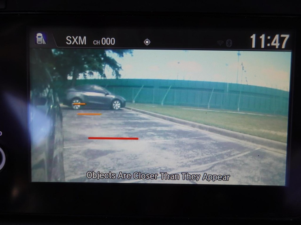Honda HR-V Vehicle Full-screen Gallery Image 16