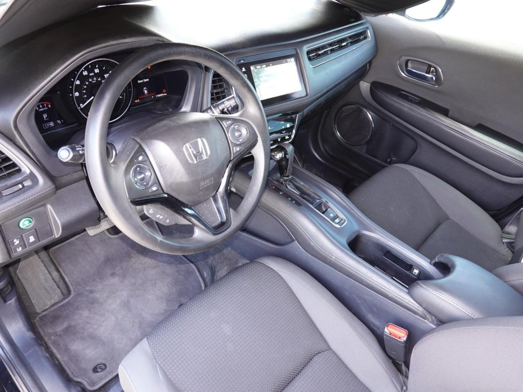 Honda HR-V Vehicle Full-screen Gallery Image 19