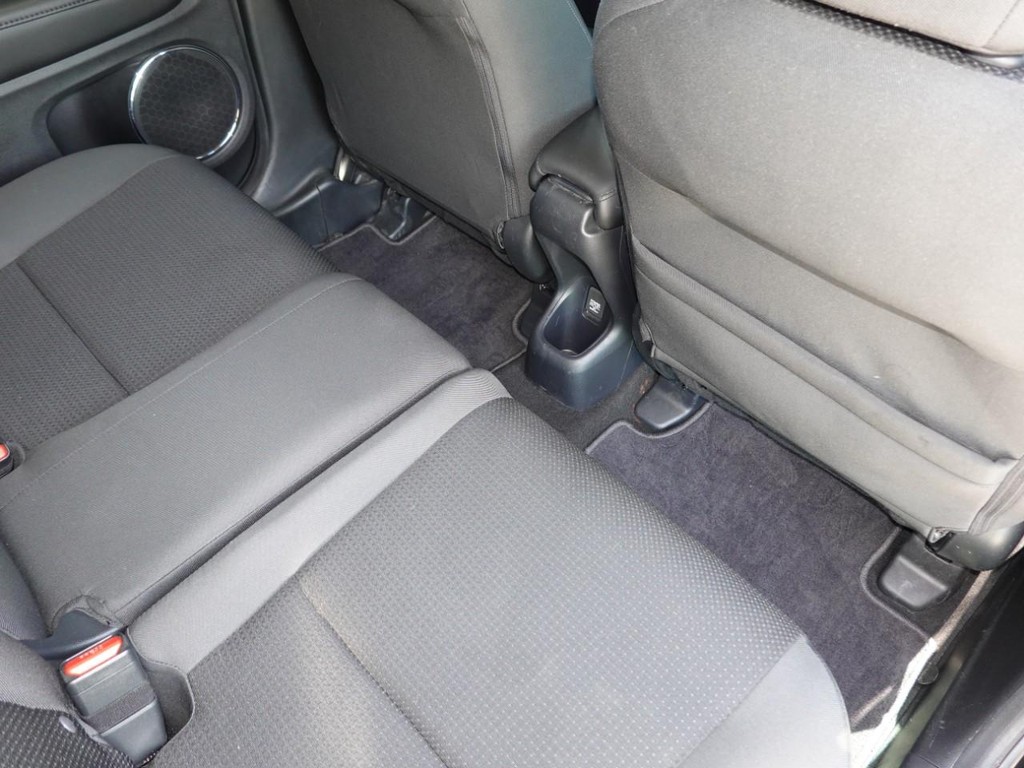 Honda HR-V Vehicle Full-screen Gallery Image 26