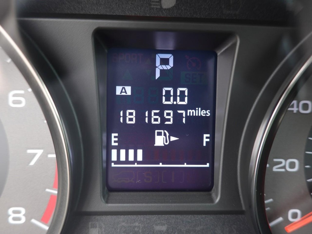 Subaru Forester Vehicle Full-screen Gallery Image 12