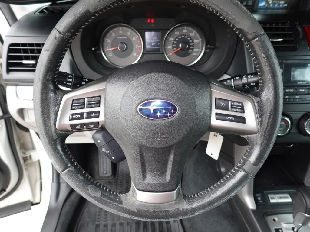 Subaru Forester Vehicle Full-screen Gallery Image 13