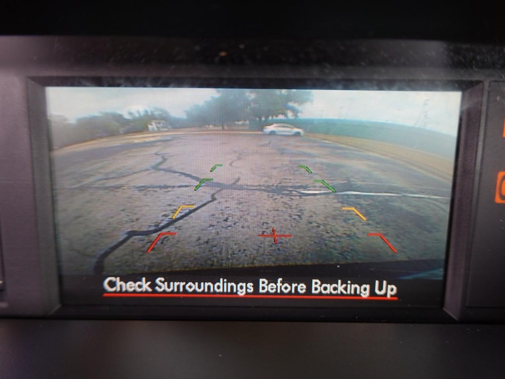 Subaru Forester Vehicle Full-screen Gallery Image 15