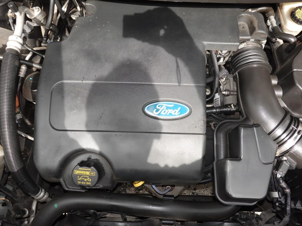 Ford Explorer Vehicle Full-screen Gallery Image 30