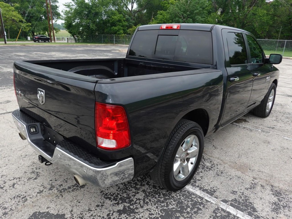 Ram 1500 Vehicle Full-screen Gallery Image 07