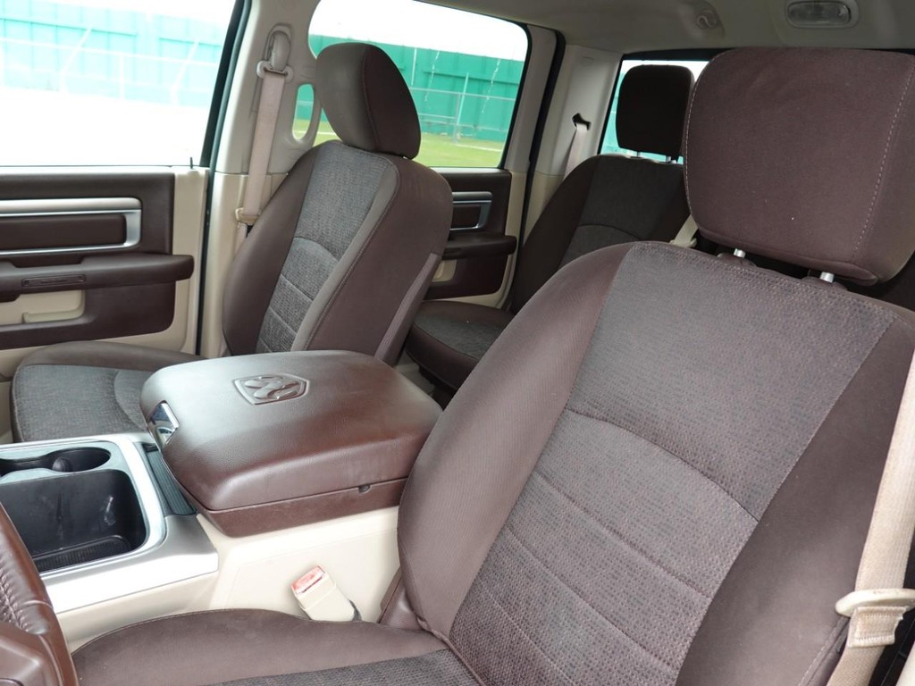 Ram 1500 Vehicle Full-screen Gallery Image 16