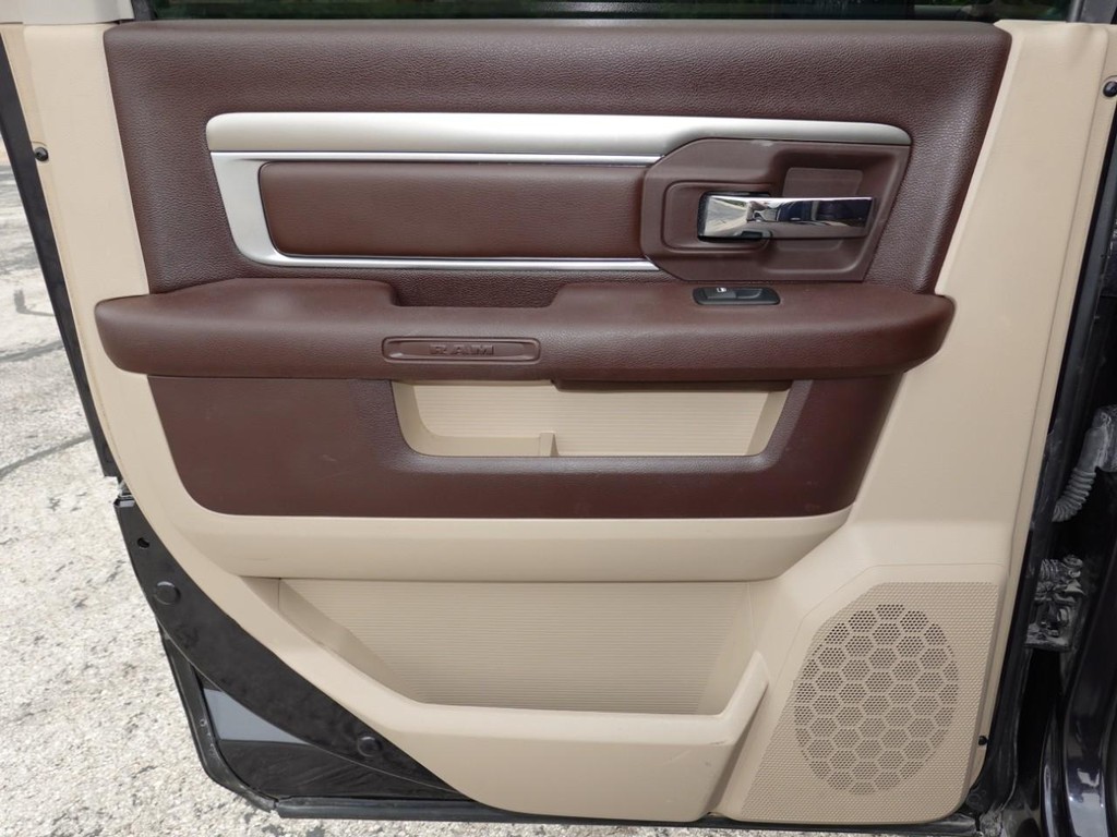 Ram 1500 Vehicle Full-screen Gallery Image 20
