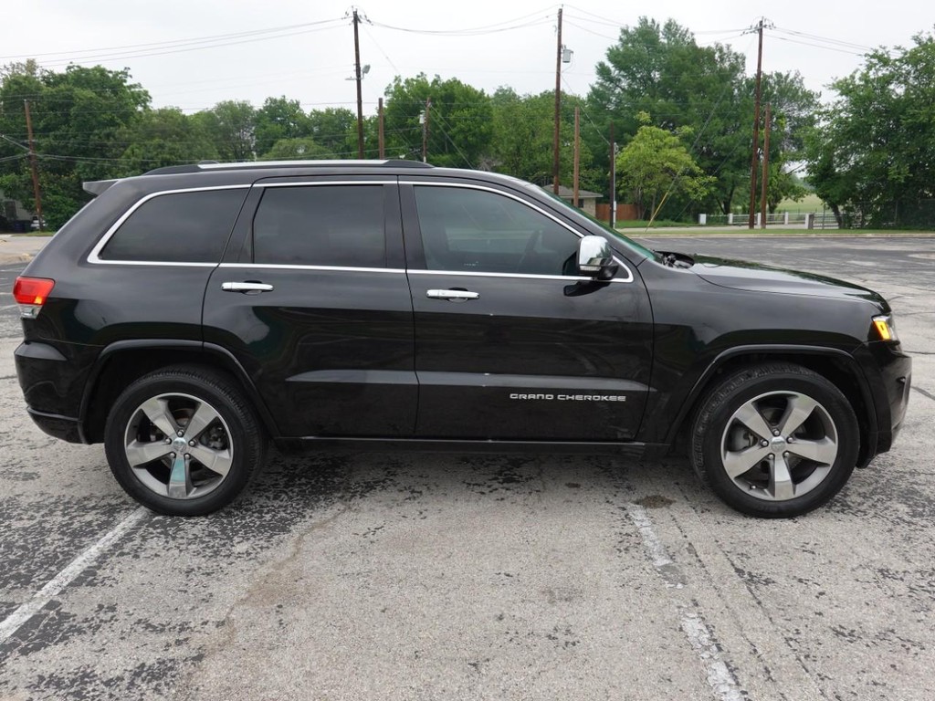 Jeep Grand Cherokee Vehicle Full-screen Gallery Image 08