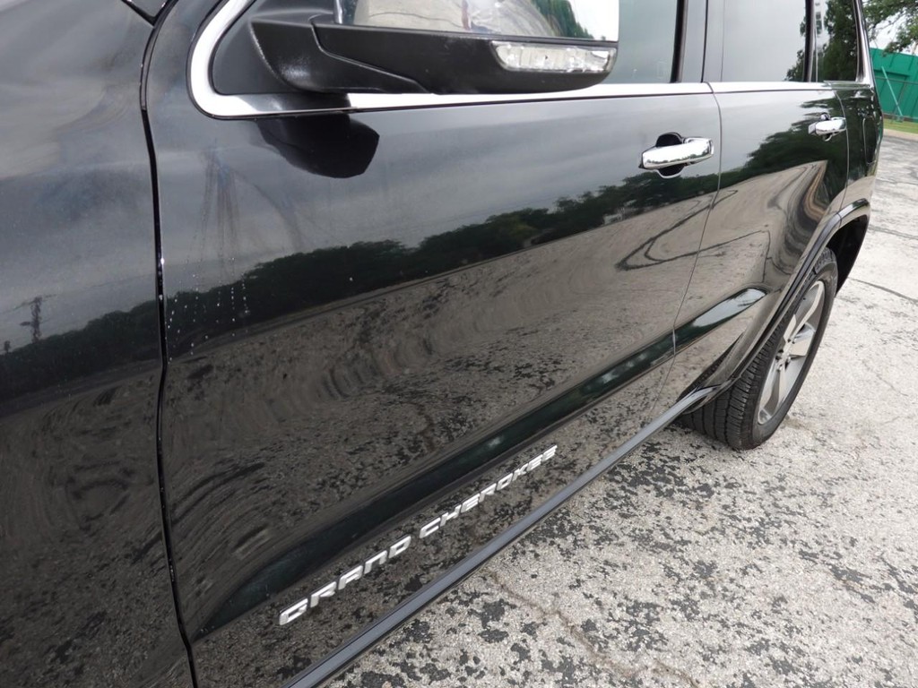 Jeep Grand Cherokee Vehicle Full-screen Gallery Image 10