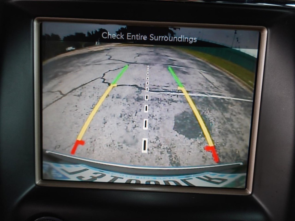 Jeep Grand Cherokee Vehicle Full-screen Gallery Image 15