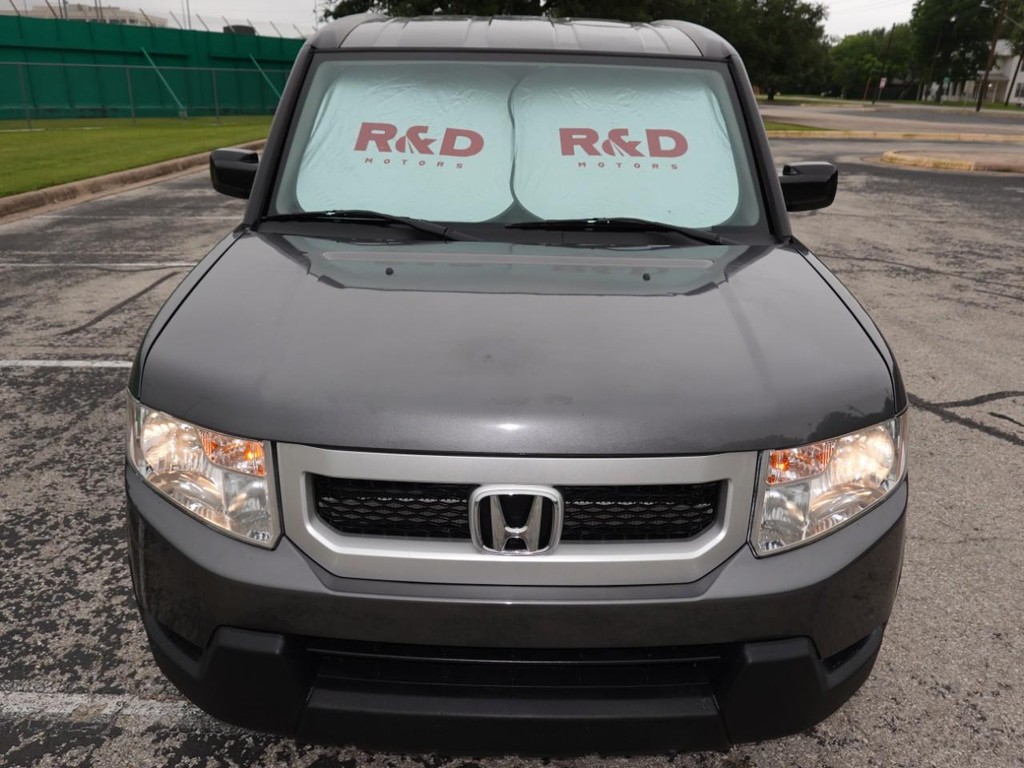 Honda Element Vehicle Full-screen Gallery Image 02