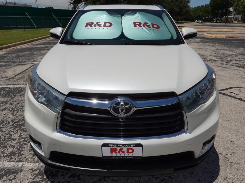 Toyota Highlander Vehicle Full-screen Gallery Image 02