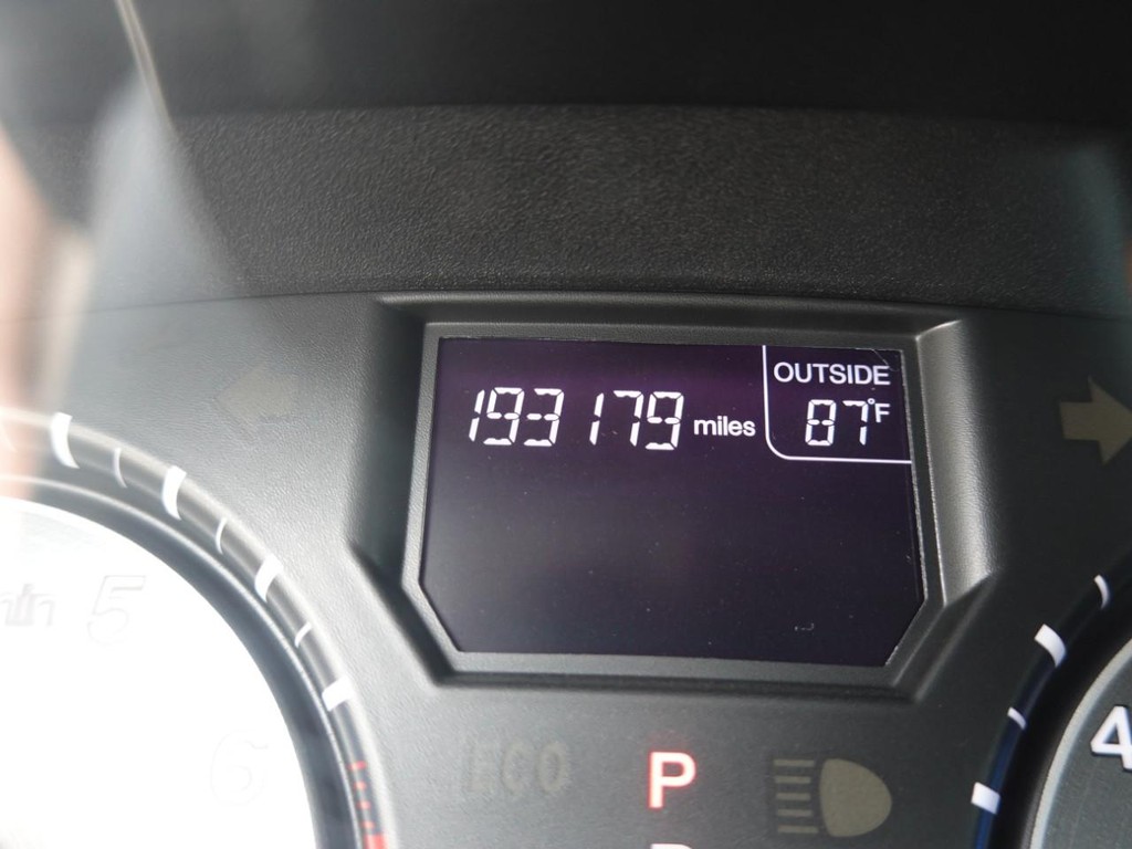 Honda Odyssey Vehicle Full-screen Gallery Image 08