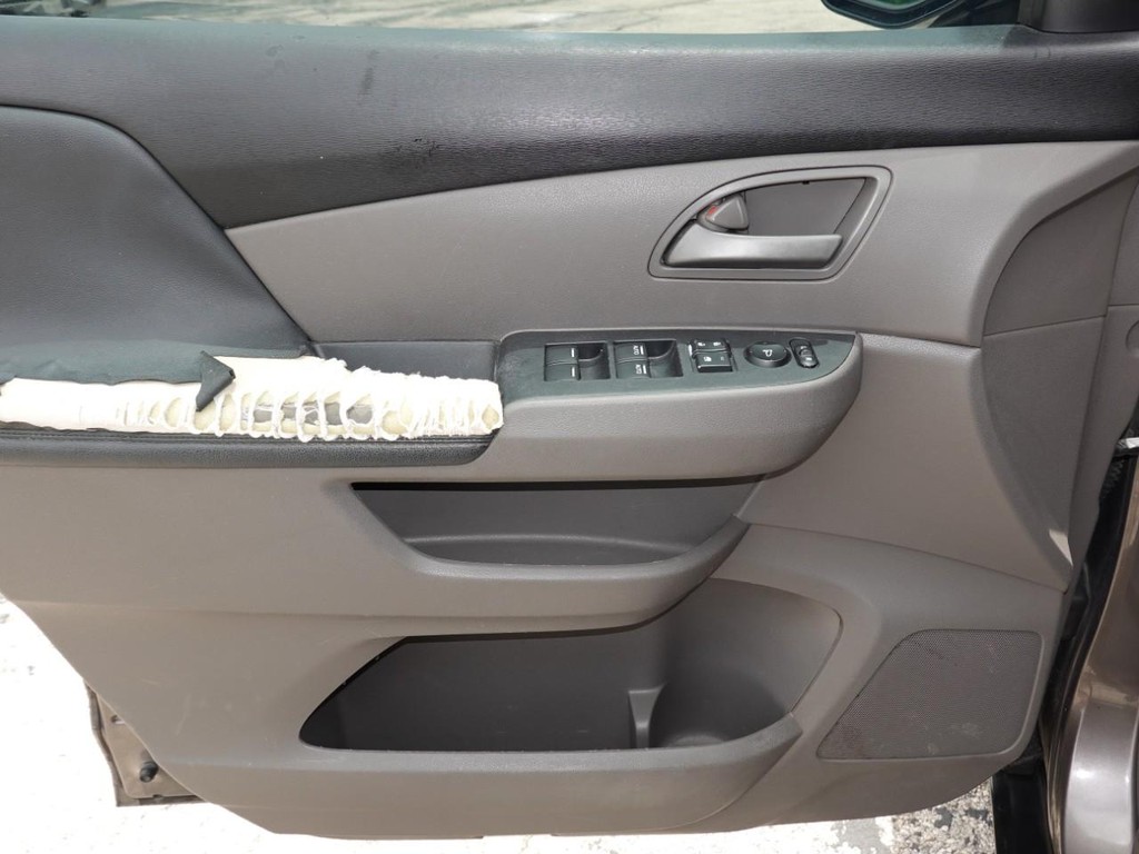 Honda Odyssey Vehicle Full-screen Gallery Image 15