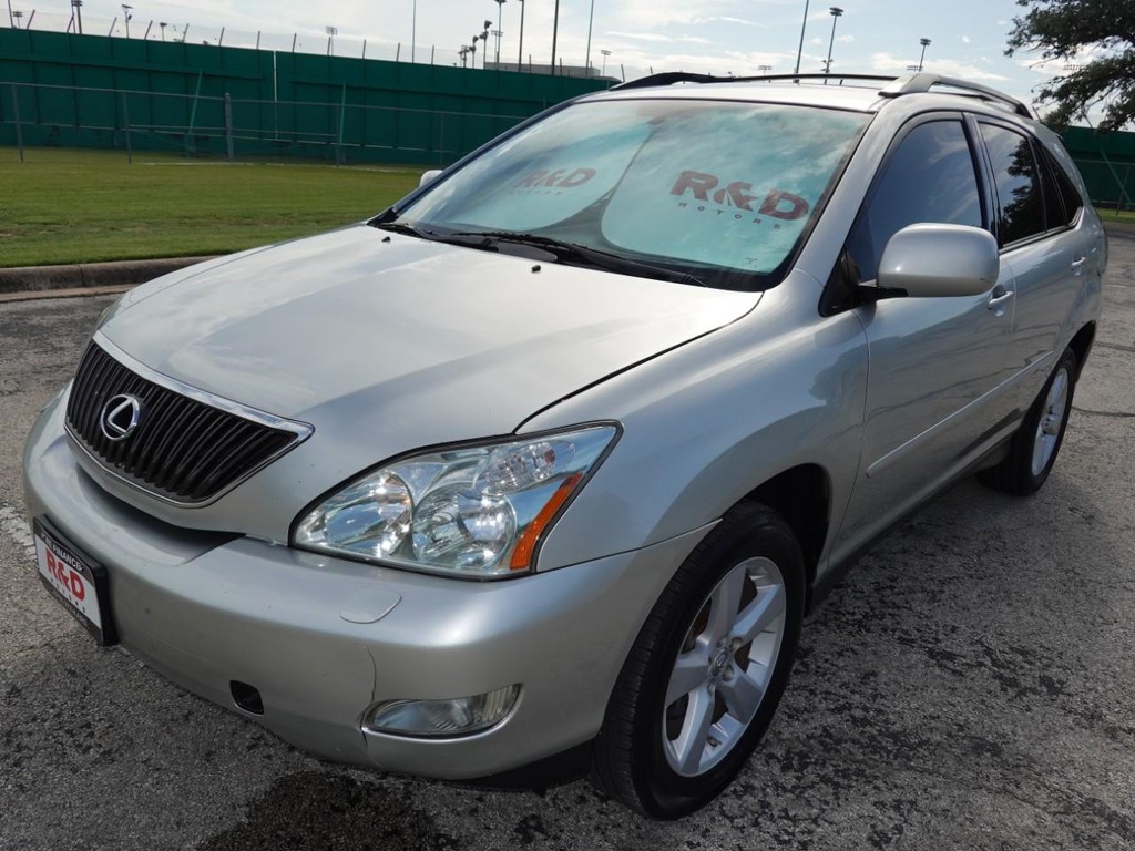 Lexus RX 350 Vehicle Full-screen Gallery Image 03