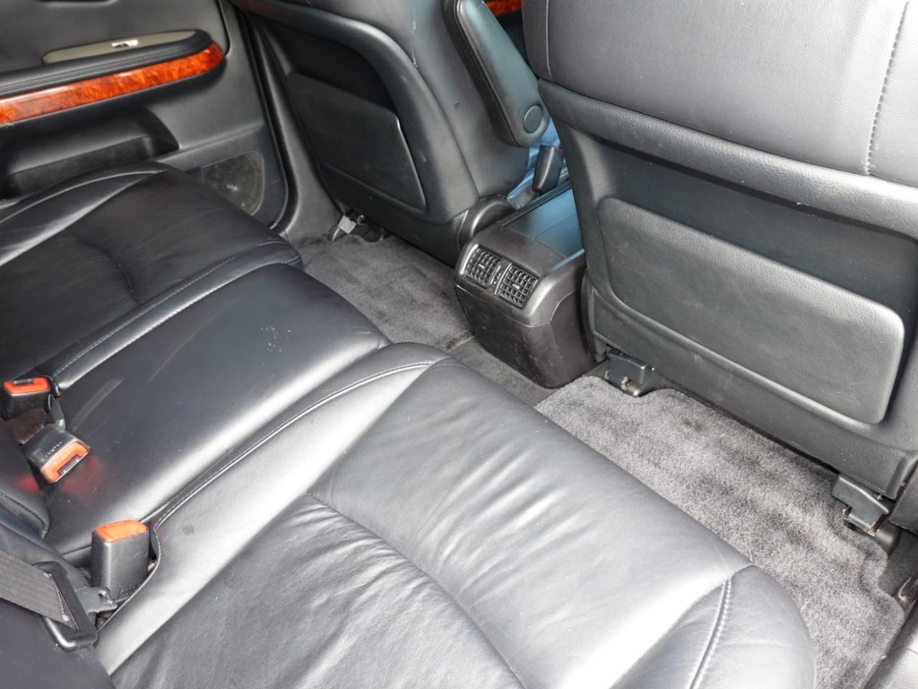 Lexus RX 350 Vehicle Full-screen Gallery Image 23