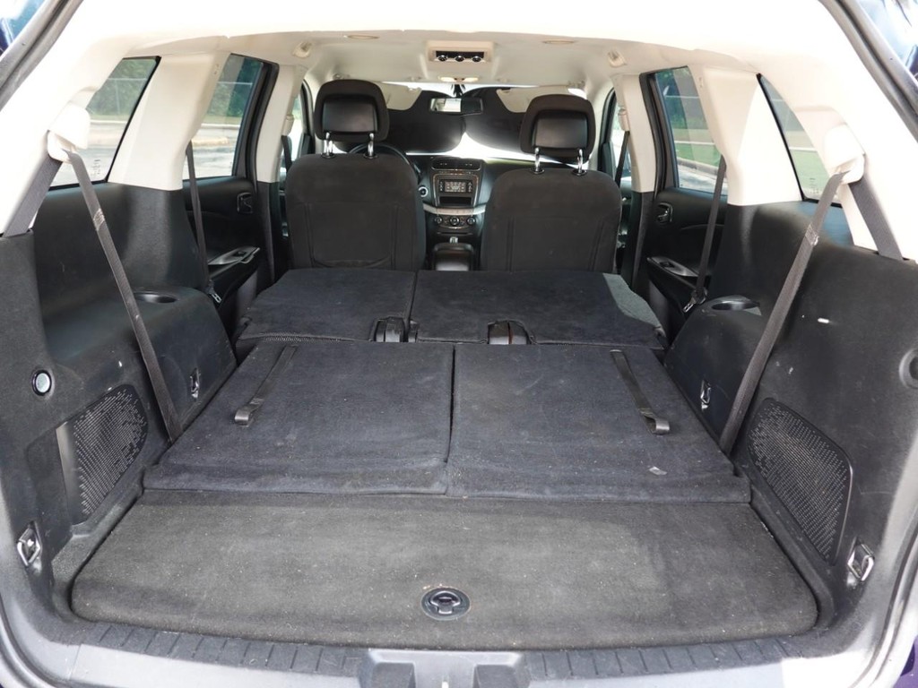 Dodge Journey Vehicle Full-screen Gallery Image 27