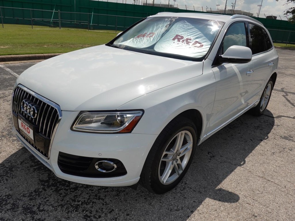 Audi Q5 Vehicle Full-screen Gallery Image 03