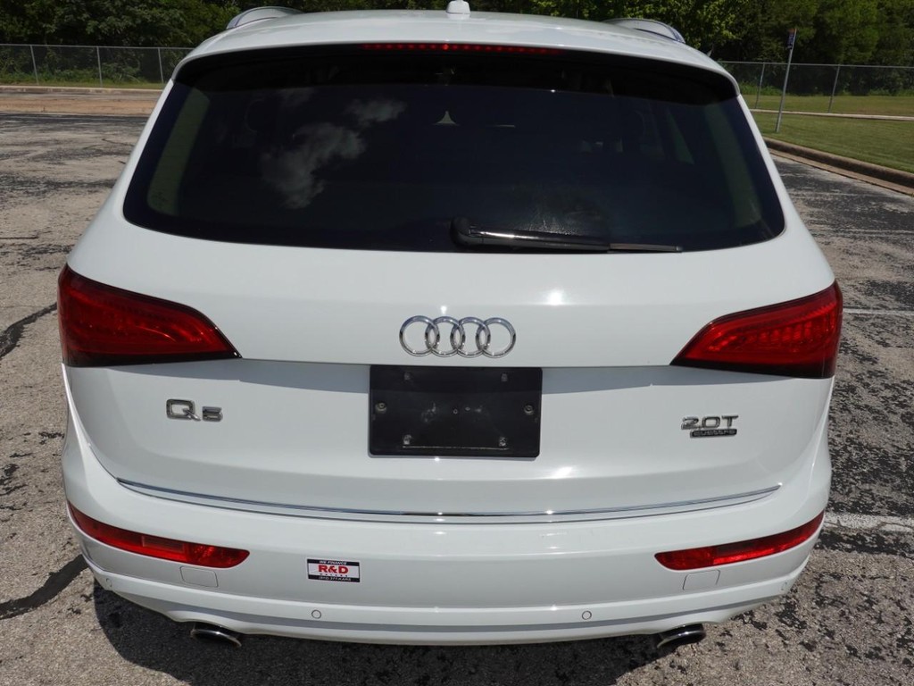 Audi Q5 Vehicle Full-screen Gallery Image 06