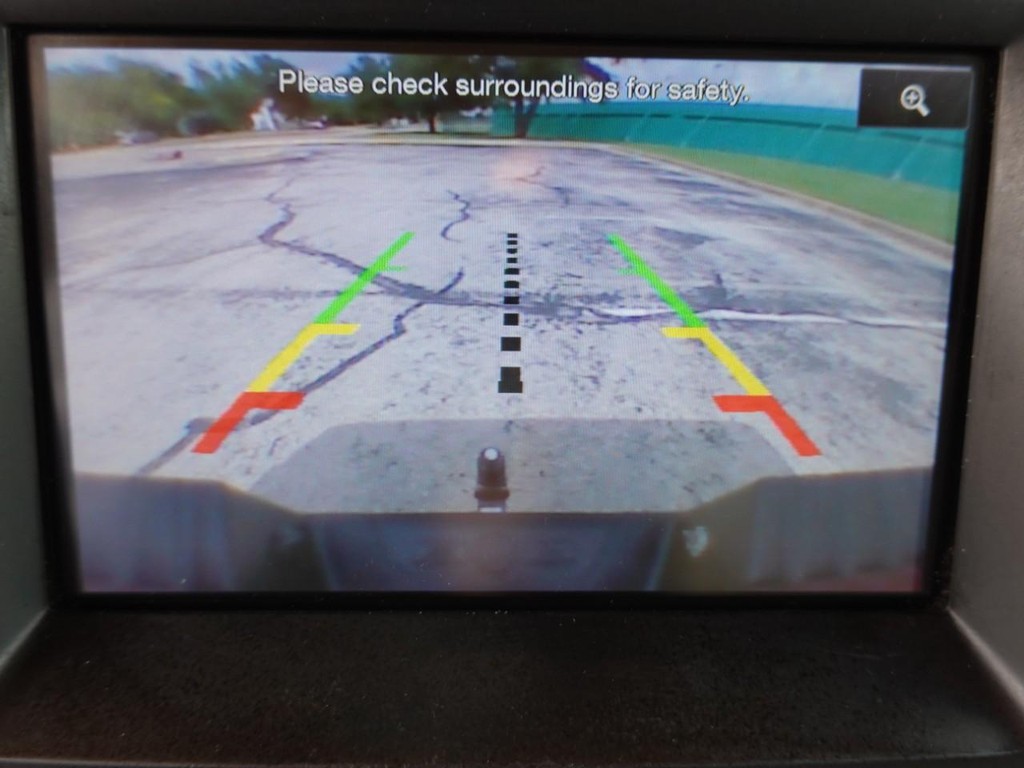 Ford F-150 Vehicle Full-screen Gallery Image 16