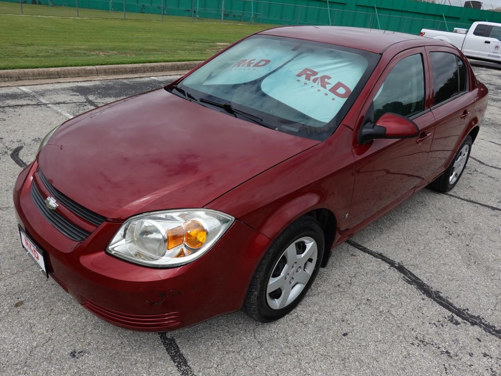 Chevrolet Cobalt Vehicle Full-screen Gallery Image 03
