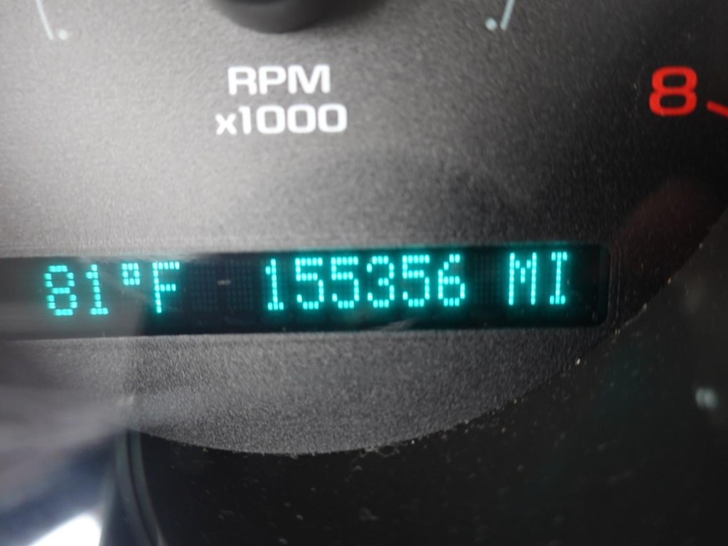 Chevrolet Cobalt Vehicle Full-screen Gallery Image 12