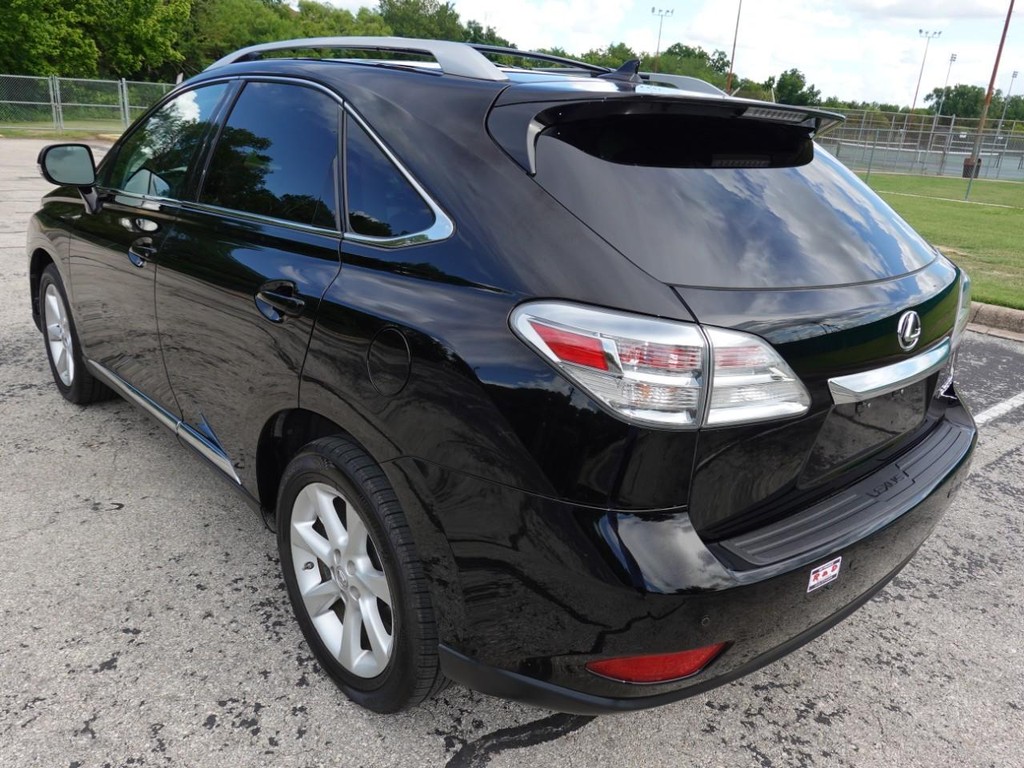 Lexus RX 350 Vehicle Full-screen Gallery Image 05