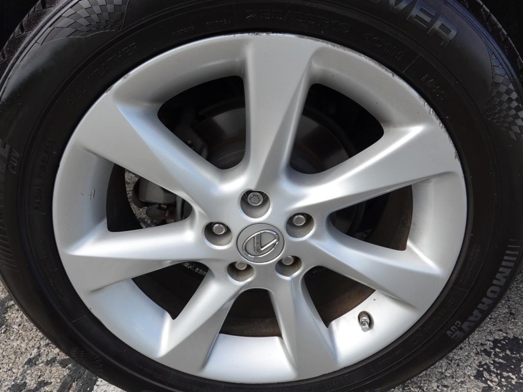 Lexus RX 350 Vehicle Full-screen Gallery Image 09