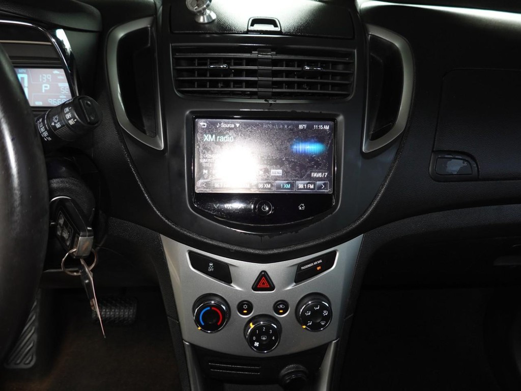 Chevrolet Trax Vehicle Full-screen Gallery Image 14