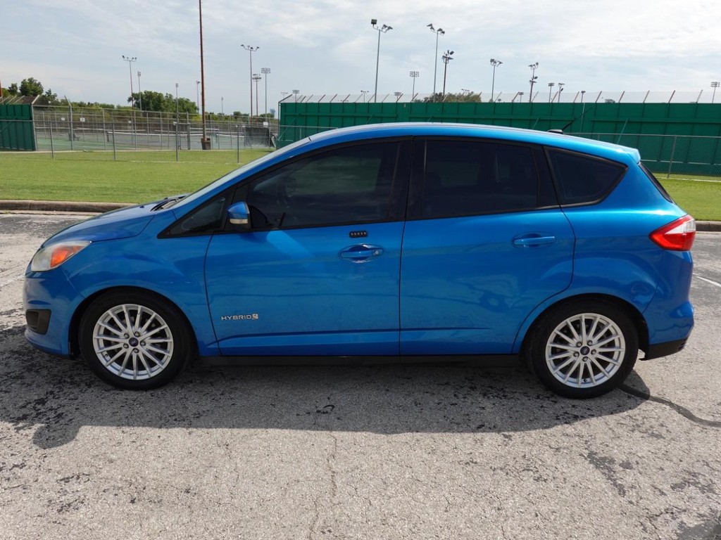 Ford C-Max Hybrid Vehicle Full-screen Gallery Image 04