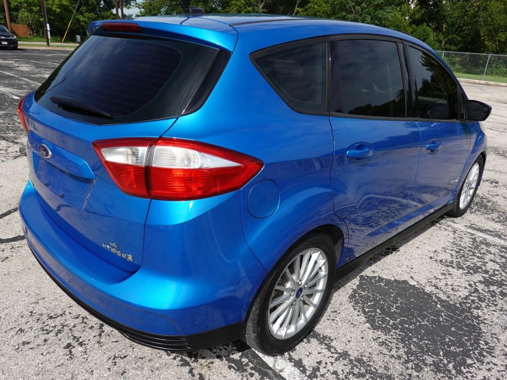 Ford C-Max Hybrid Vehicle Full-screen Gallery Image 07