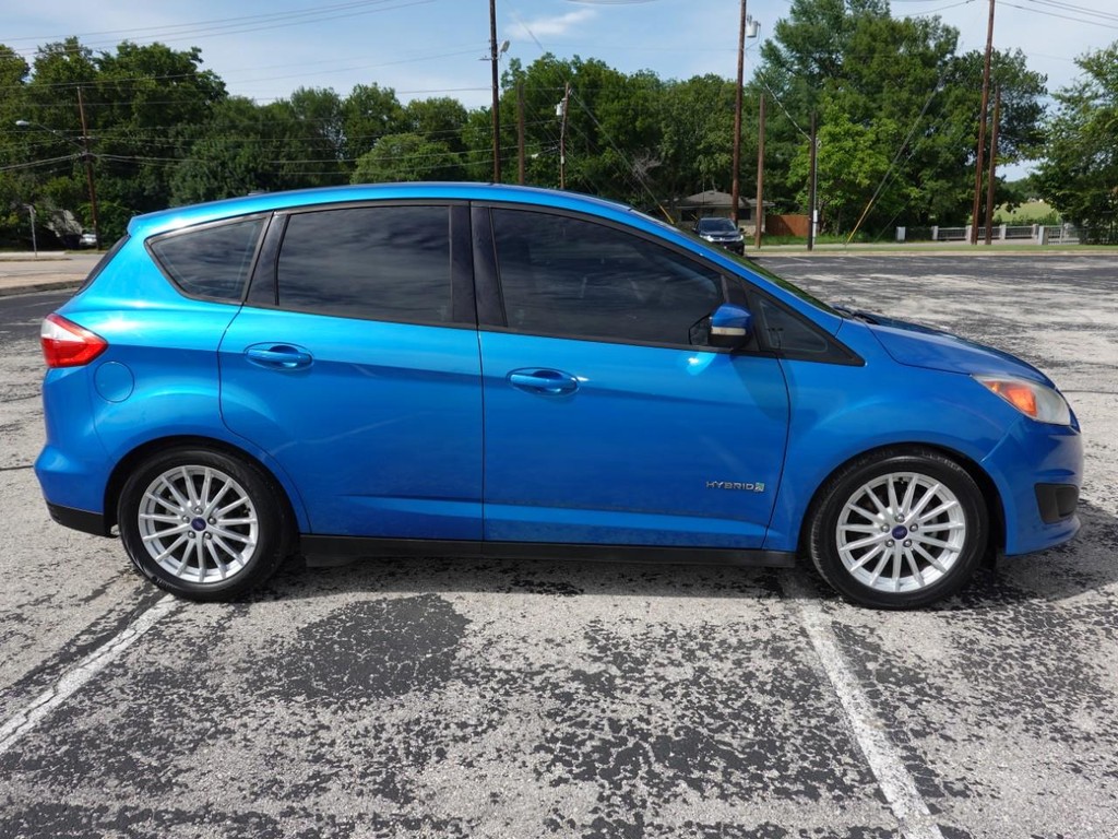 Ford C-Max Hybrid Vehicle Full-screen Gallery Image 08