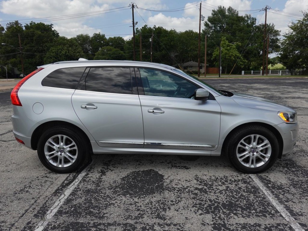 Volvo XC60 Vehicle Full-screen Gallery Image 08