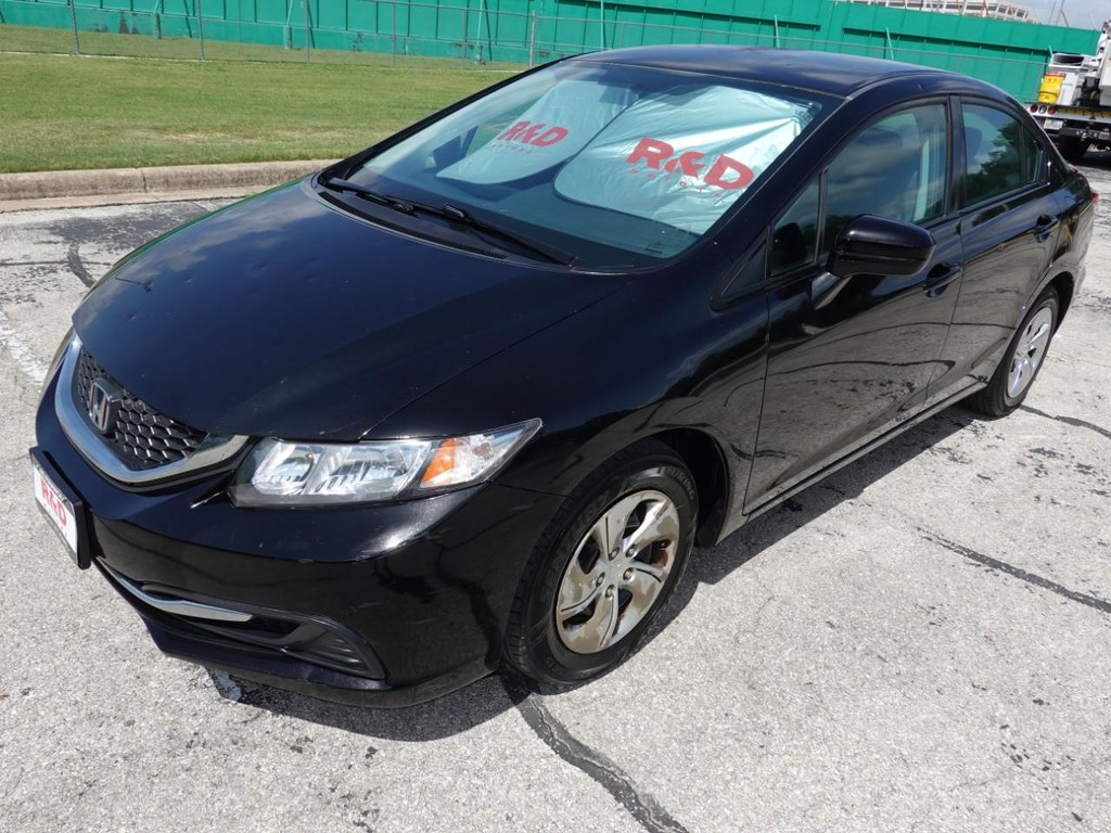 Honda Civic Sedan Vehicle Full-screen Gallery Image 03